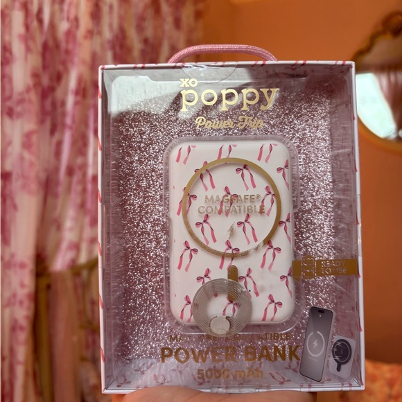 LoveShackFancy Other - PINK BOW 🎀 charger For Phone LOVESHACKFANCY VIBES SOLD OUT NEVER USED.